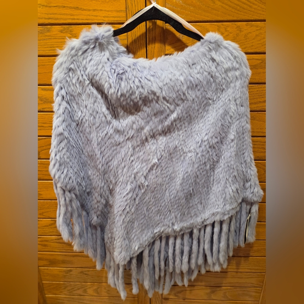NWTs Avanti Real Rabbit Fur Poncho Lilac